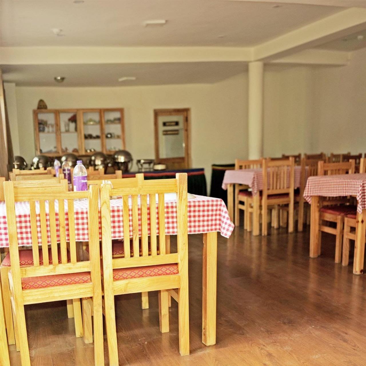 Hotel Lonchay Residency ليه المظهر الخارجي الصورة